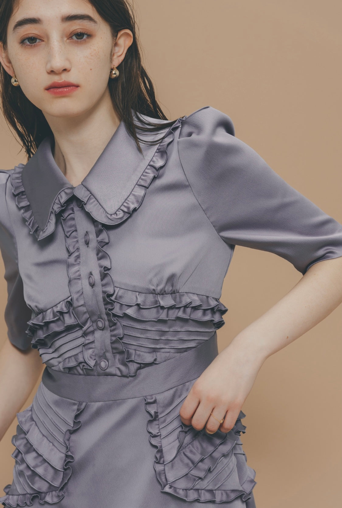 ひなちゃそ Frill vest pencil dress waist frill mini dress | COCOON