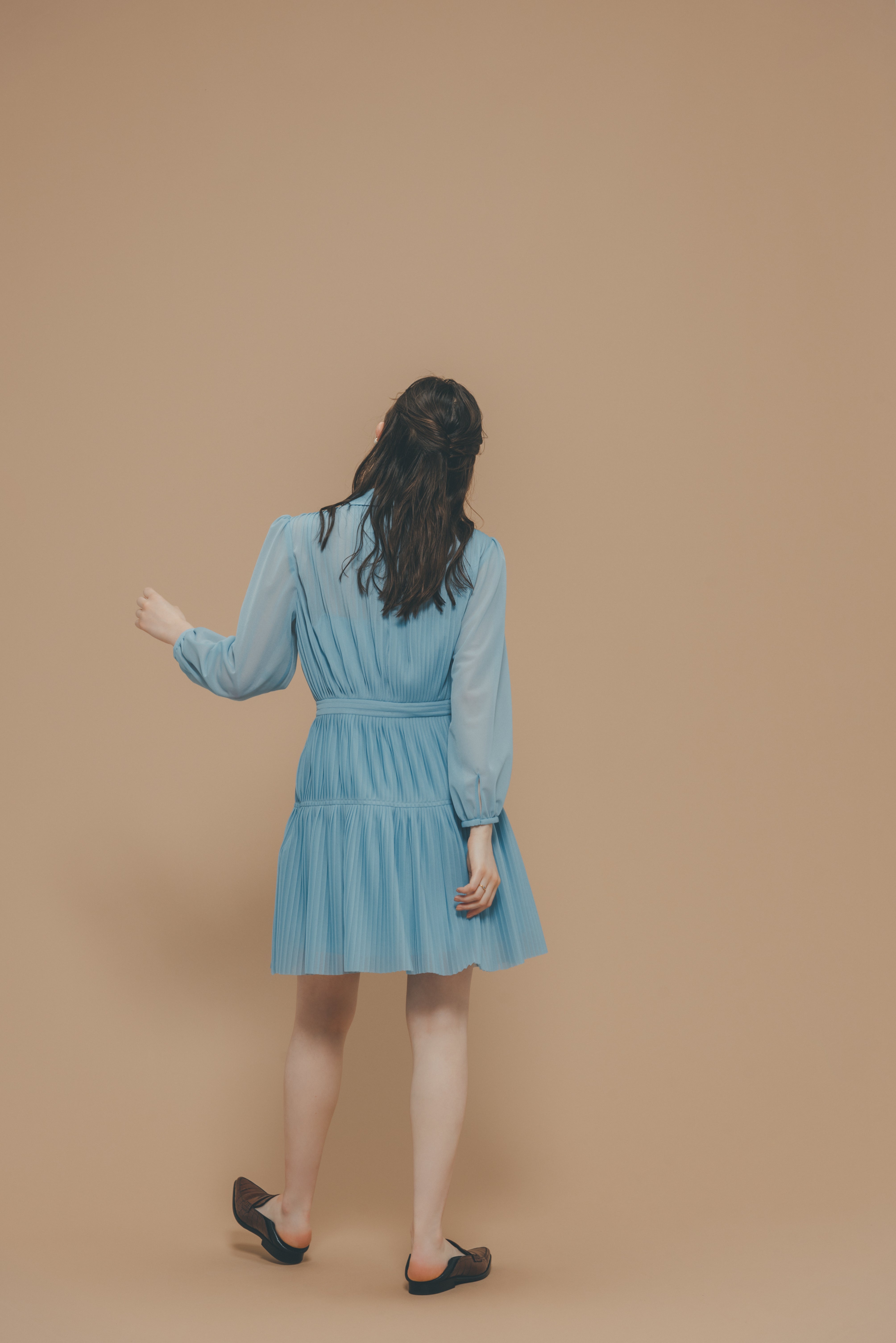 pleats mini dress | COCOON